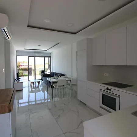 Apartment 42 Coast *